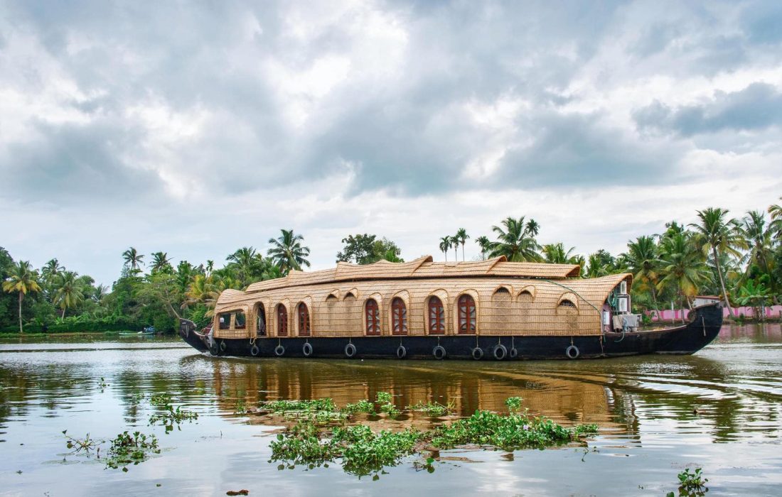 5ib46mzfnzgi5tcsrj6hqb510k3y_shutterstock_32850029-min